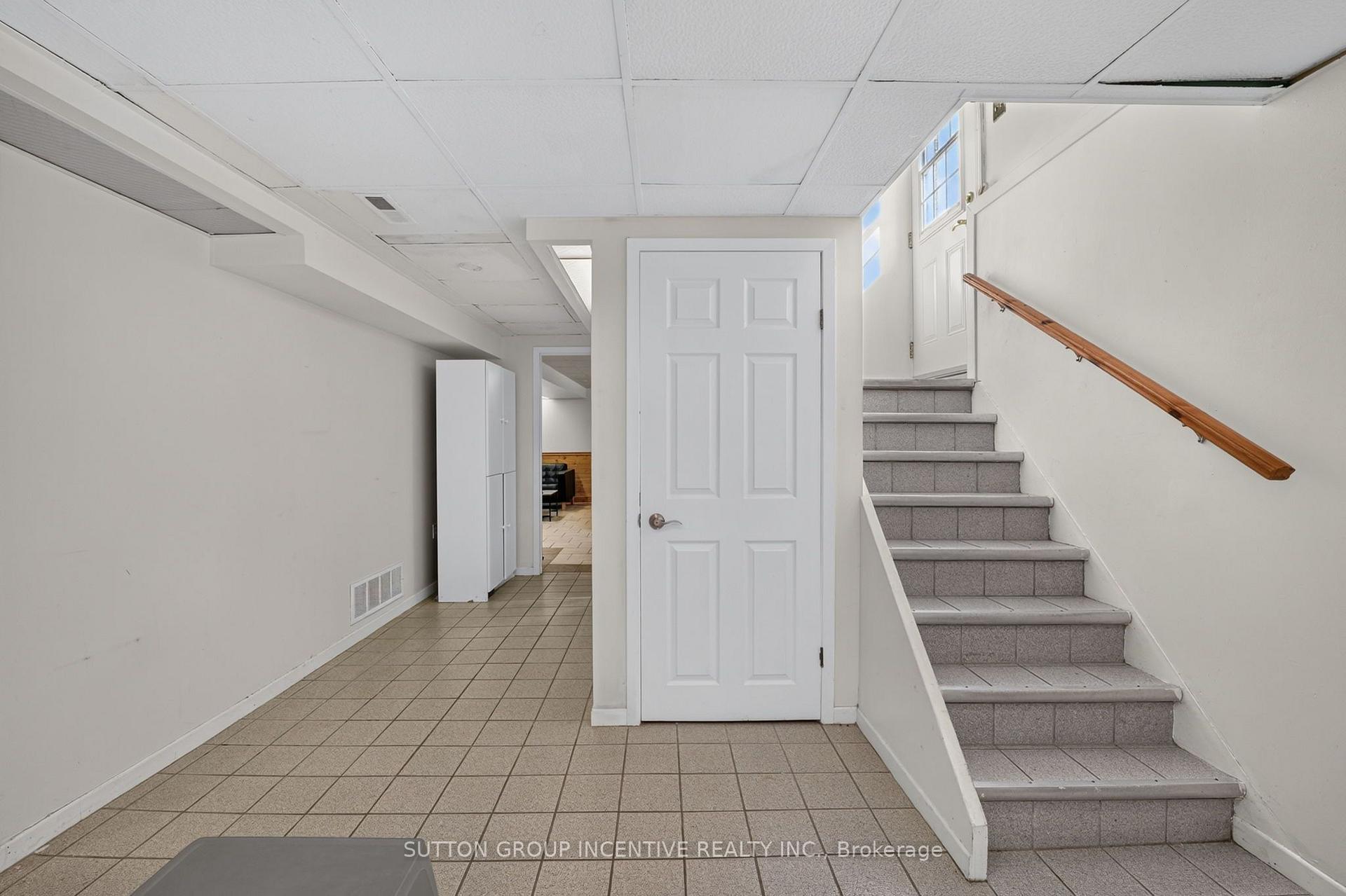 Photo 27 of 1209 St Vincent Street N, Springwater, Midhurst — HOMEH
