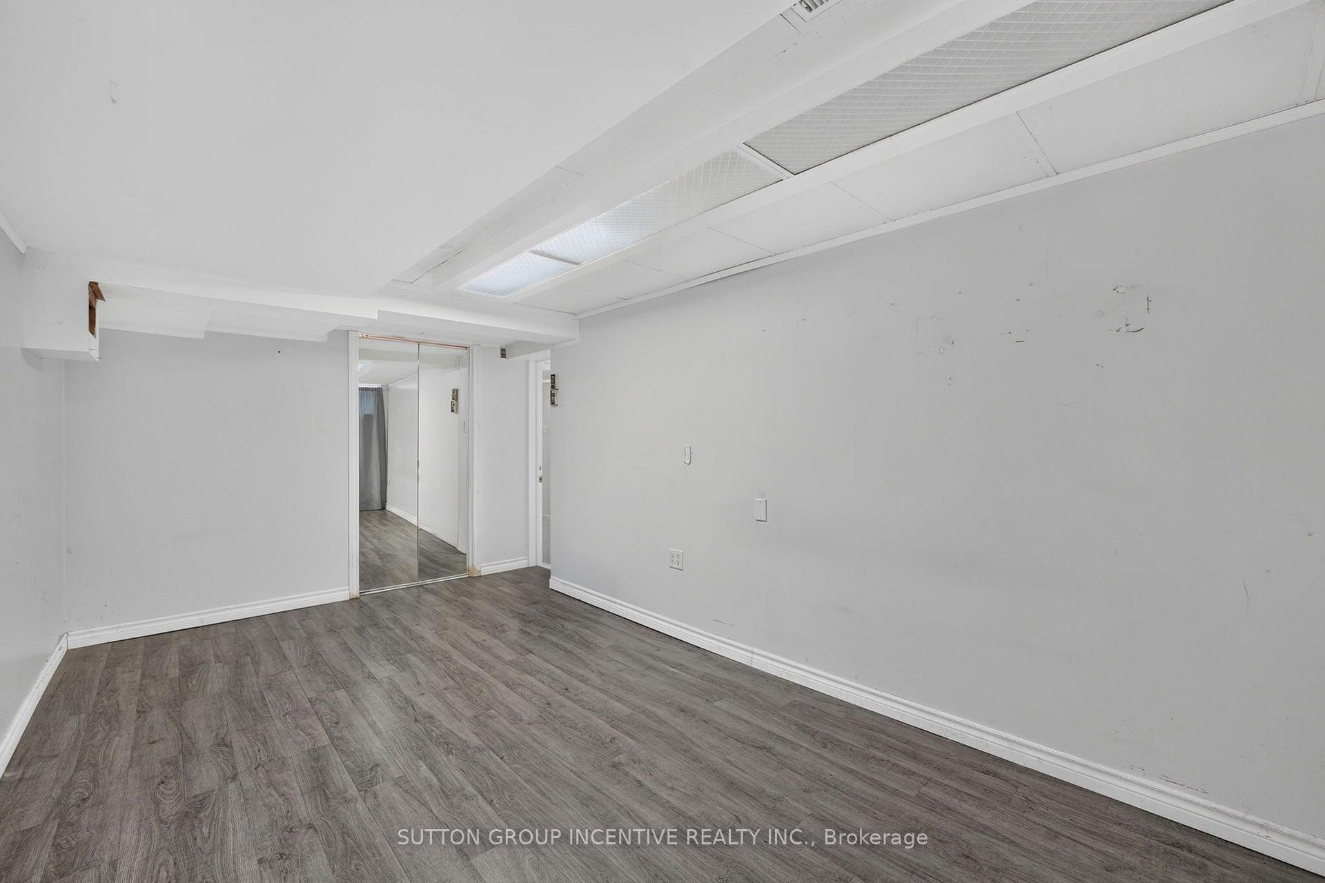 Photo 28 of 1209 St Vincent Street N, Springwater, Midhurst — HOMEH
