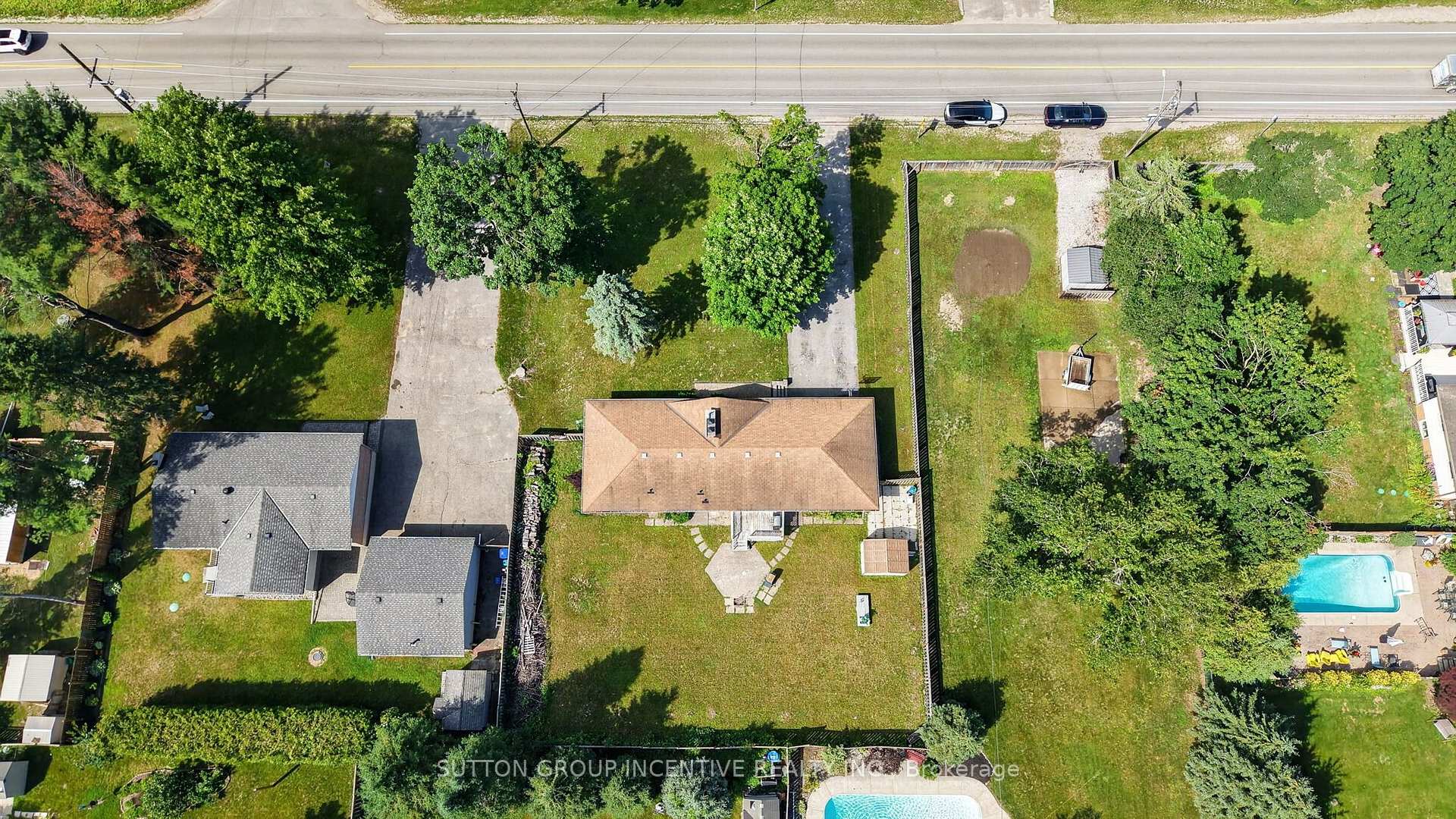 Photo 35 of 1209 St Vincent Street N, Springwater, Midhurst — HOMEH