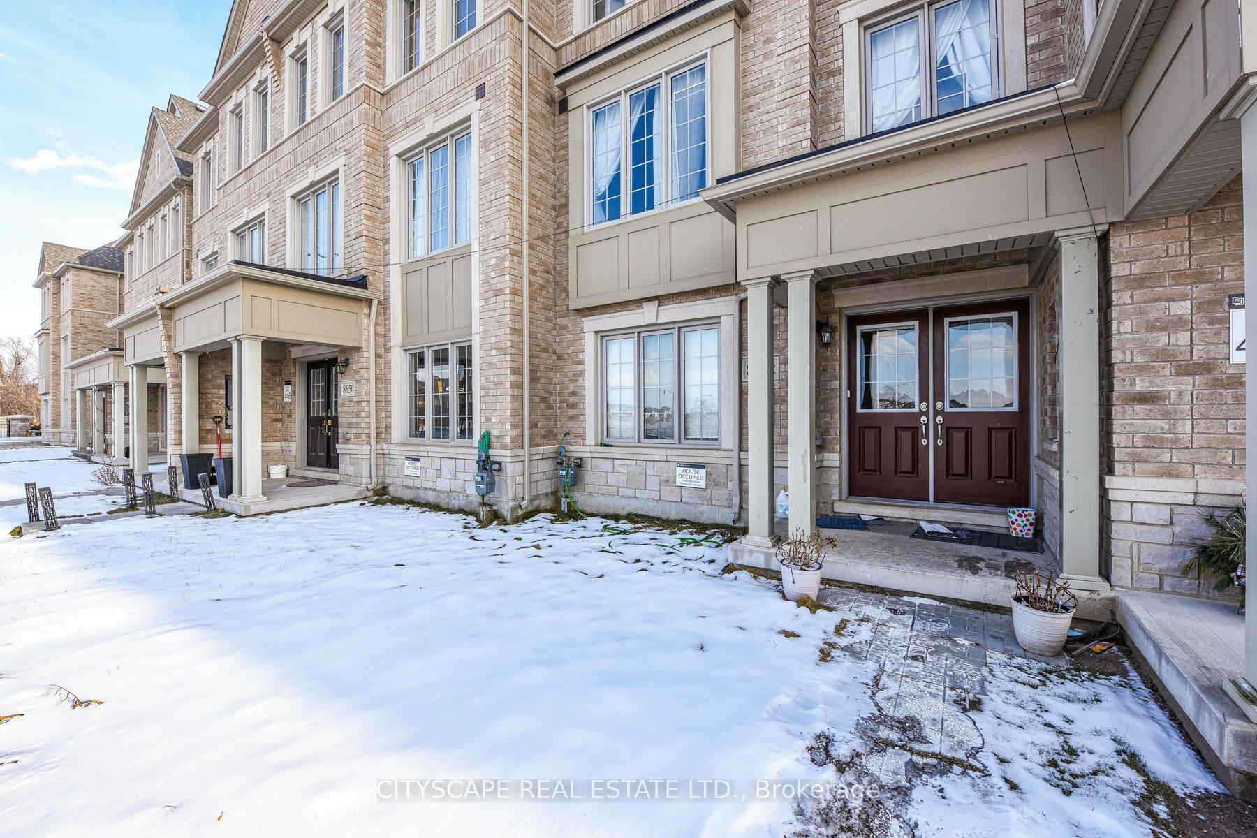Photo 3 of 8652 Financial Drive, Brampton, Bram West — HOMEH