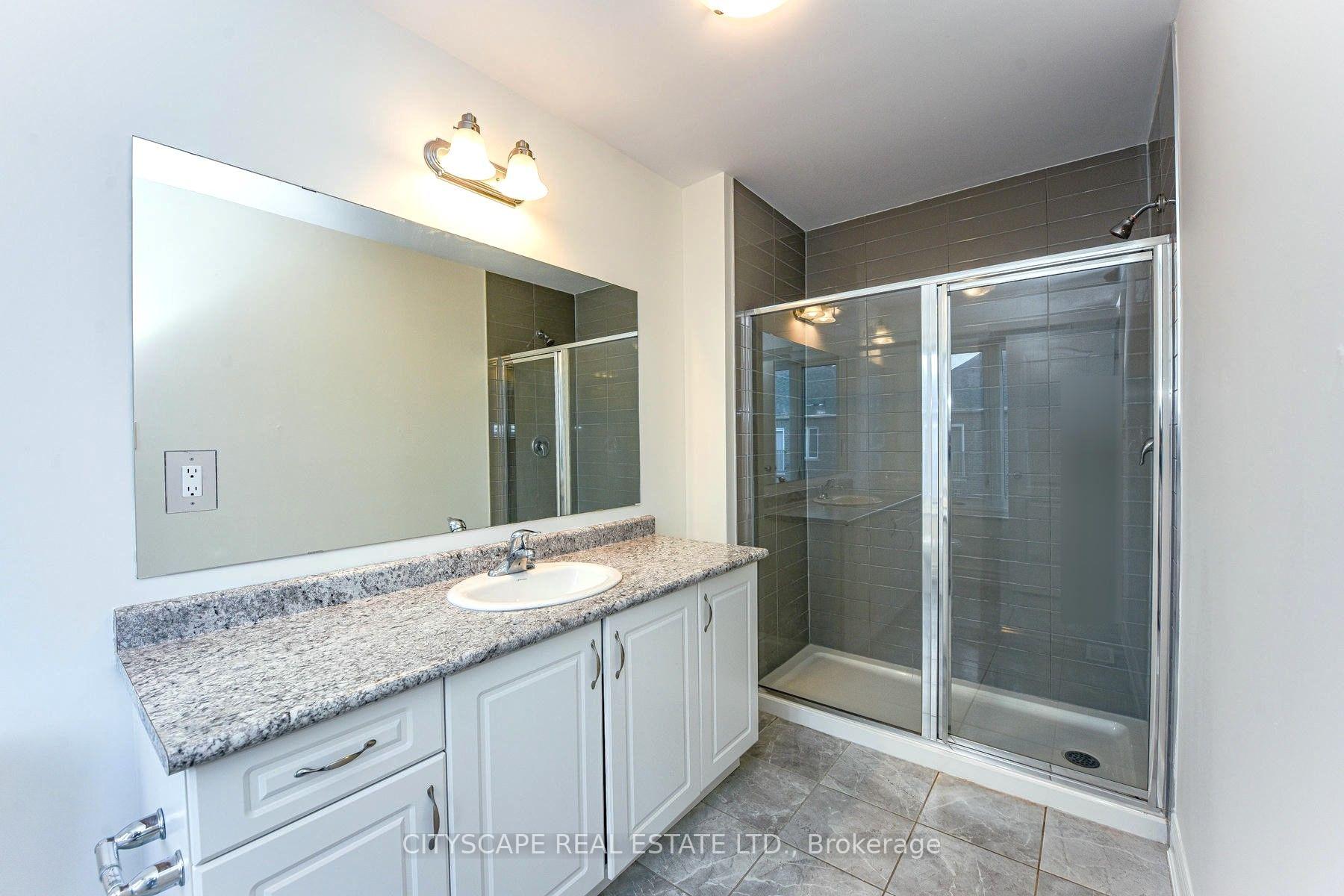 Photo 14 of 8652 Financial Drive, Brampton, Bram West — HOMEH