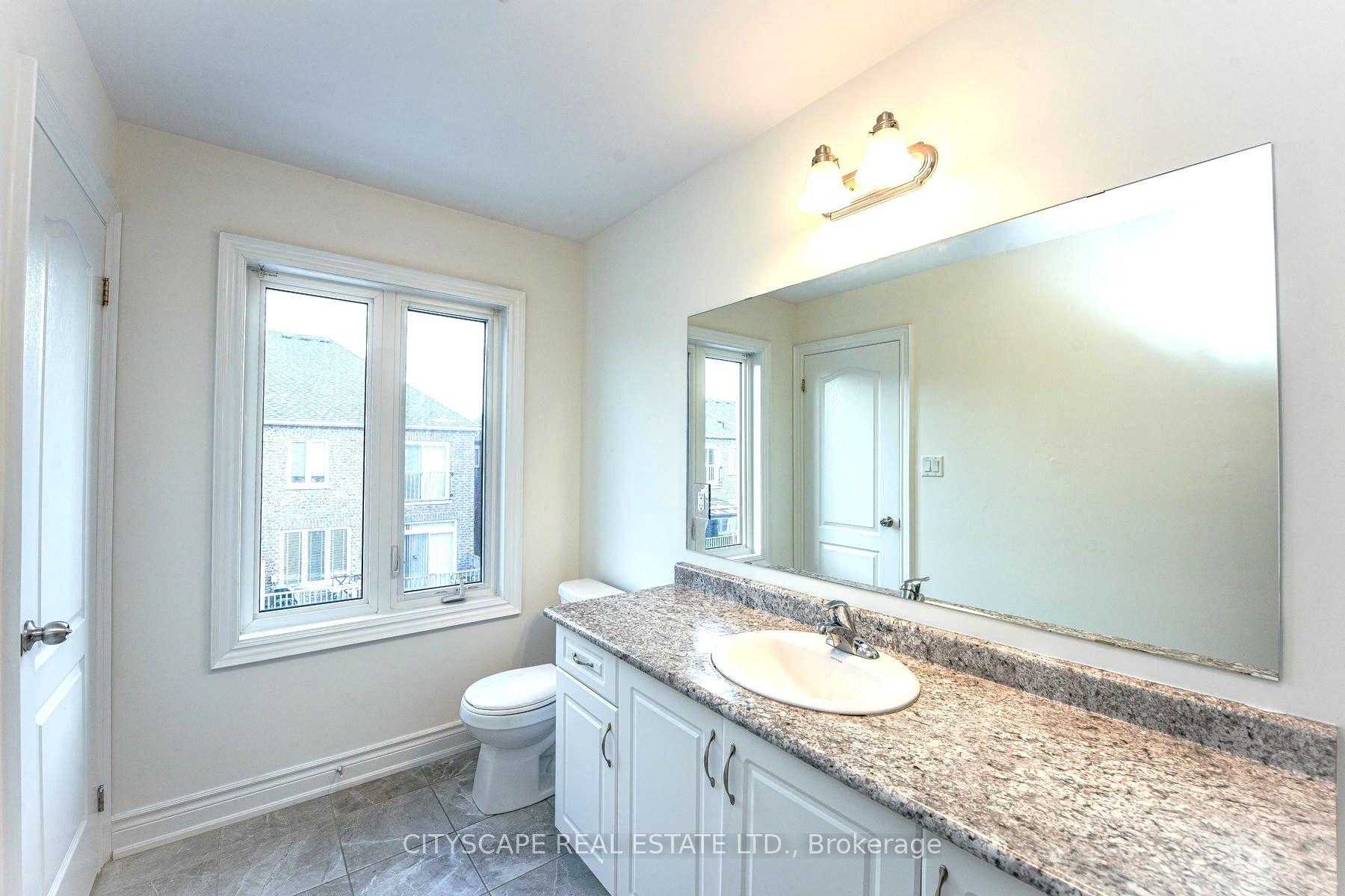 Photo 15 of 8652 Financial Drive, Brampton, Bram West — HOMEH