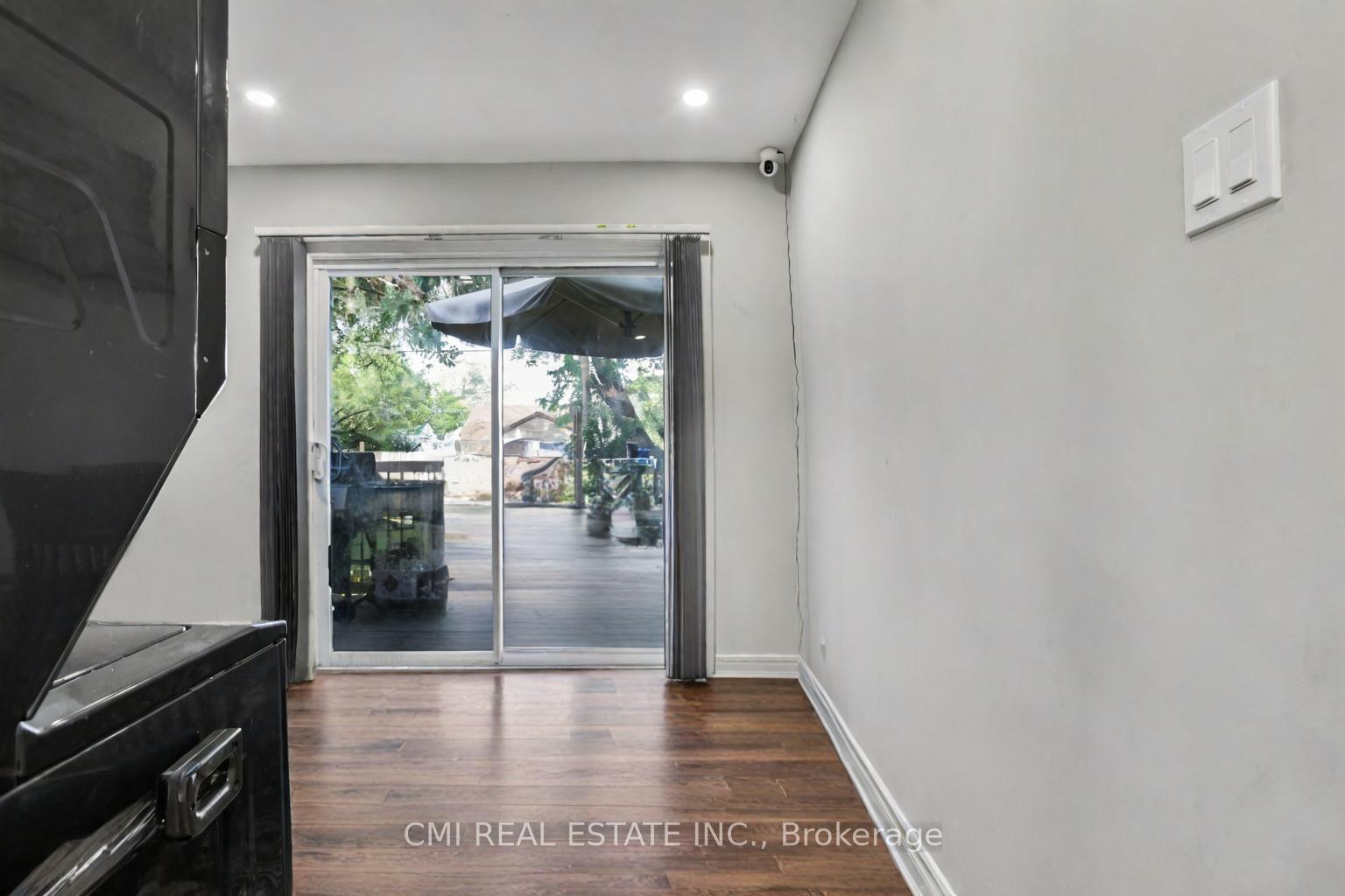 Photo 7 of 1226 Wigle Avenue, Windsor, Sandwich — HOMEH