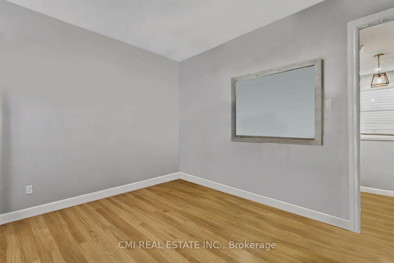 Photo 13 of 1226 Wigle Avenue, Windsor, Sandwich — HOMEH