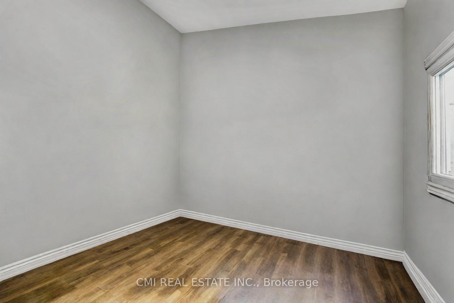 Photo 19 of 1226 Wigle Avenue, Windsor, Sandwich — HOMEH