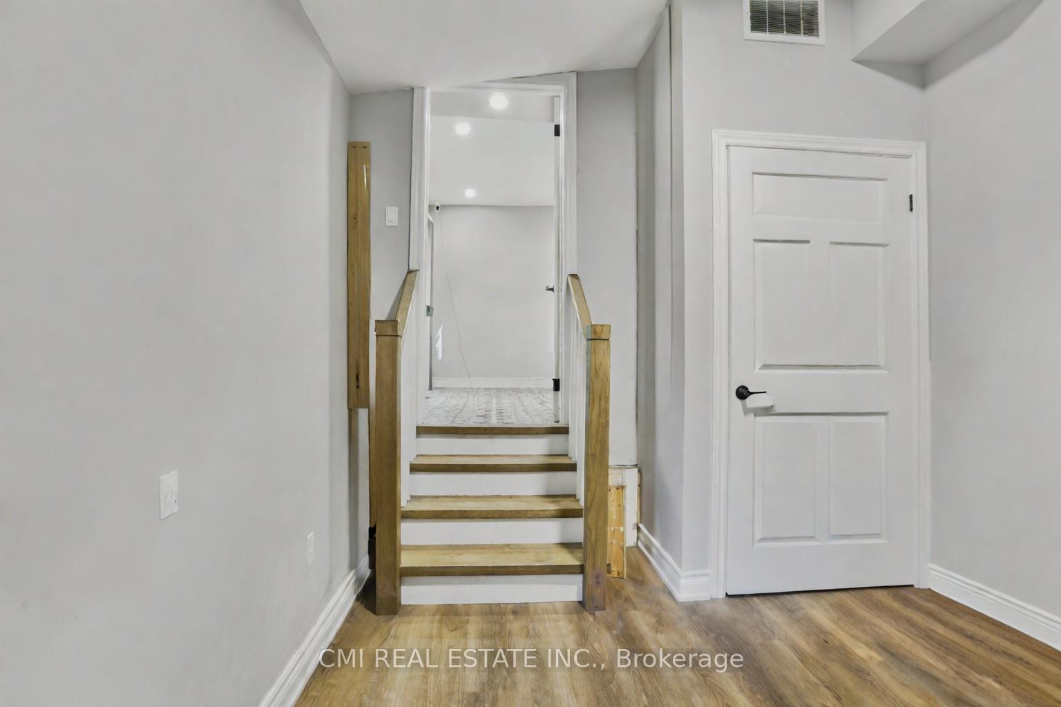 Photo 20 of 1226 Wigle Avenue, Windsor, Sandwich — HOMEH