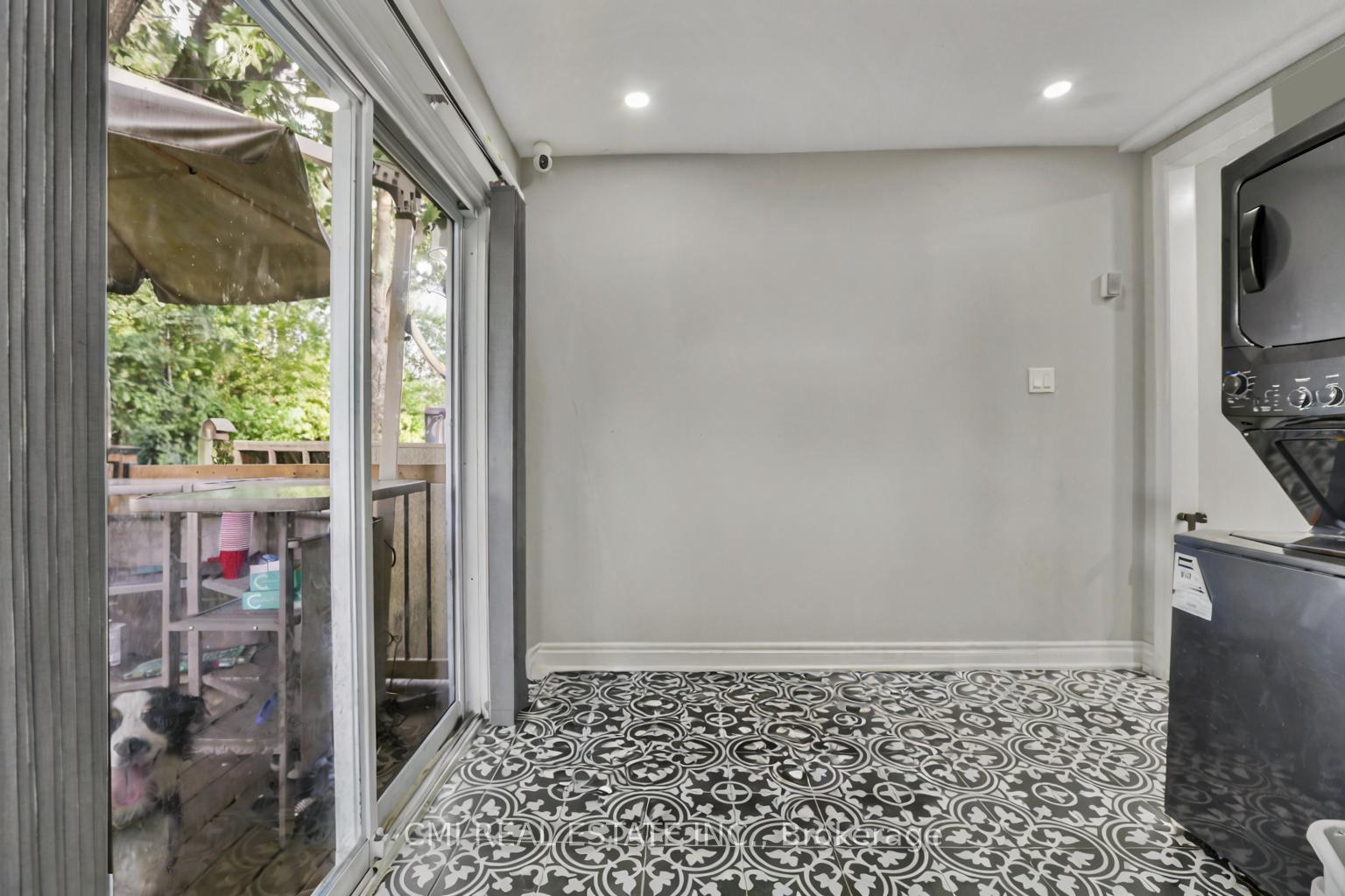 Photo 25 of 1226 Wigle Avenue, Windsor, Sandwich — HOMEH
