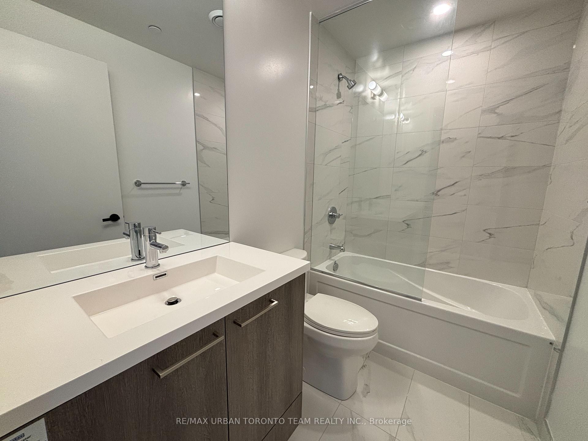 Photo 10 of Unit 4716, 195 Commerce Street, Vaughan, Vaughan Corporate Centre — HOMEH