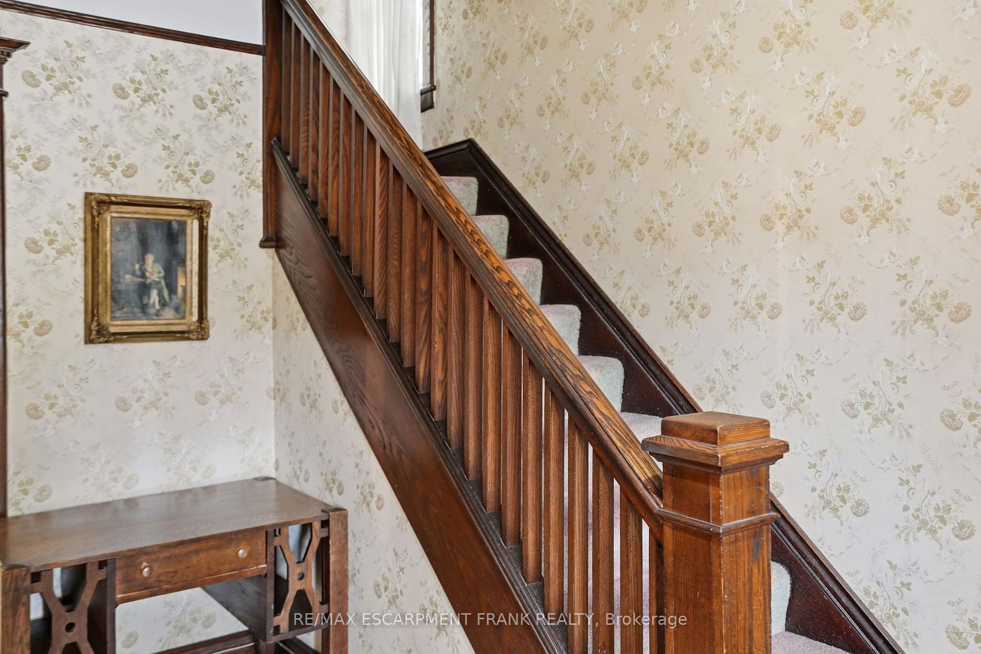 Photo 30 of 24 Cliff Avenue, Hamilton, Eastmount — HOMEH