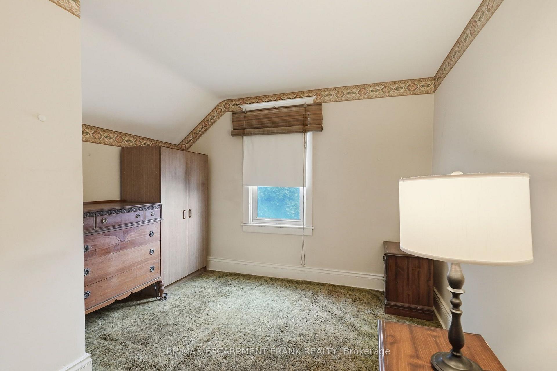 Photo 38 of 24 Cliff Avenue, Hamilton, Eastmount — HOMEH