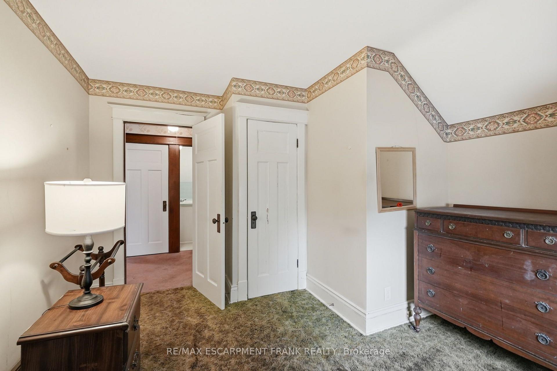 Photo 39 of 24 Cliff Avenue, Hamilton, Eastmount — HOMEH