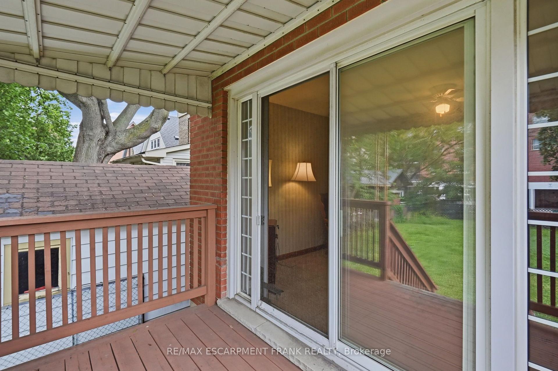 Photo 43 of 24 Cliff Avenue, Hamilton, Eastmount — HOMEH