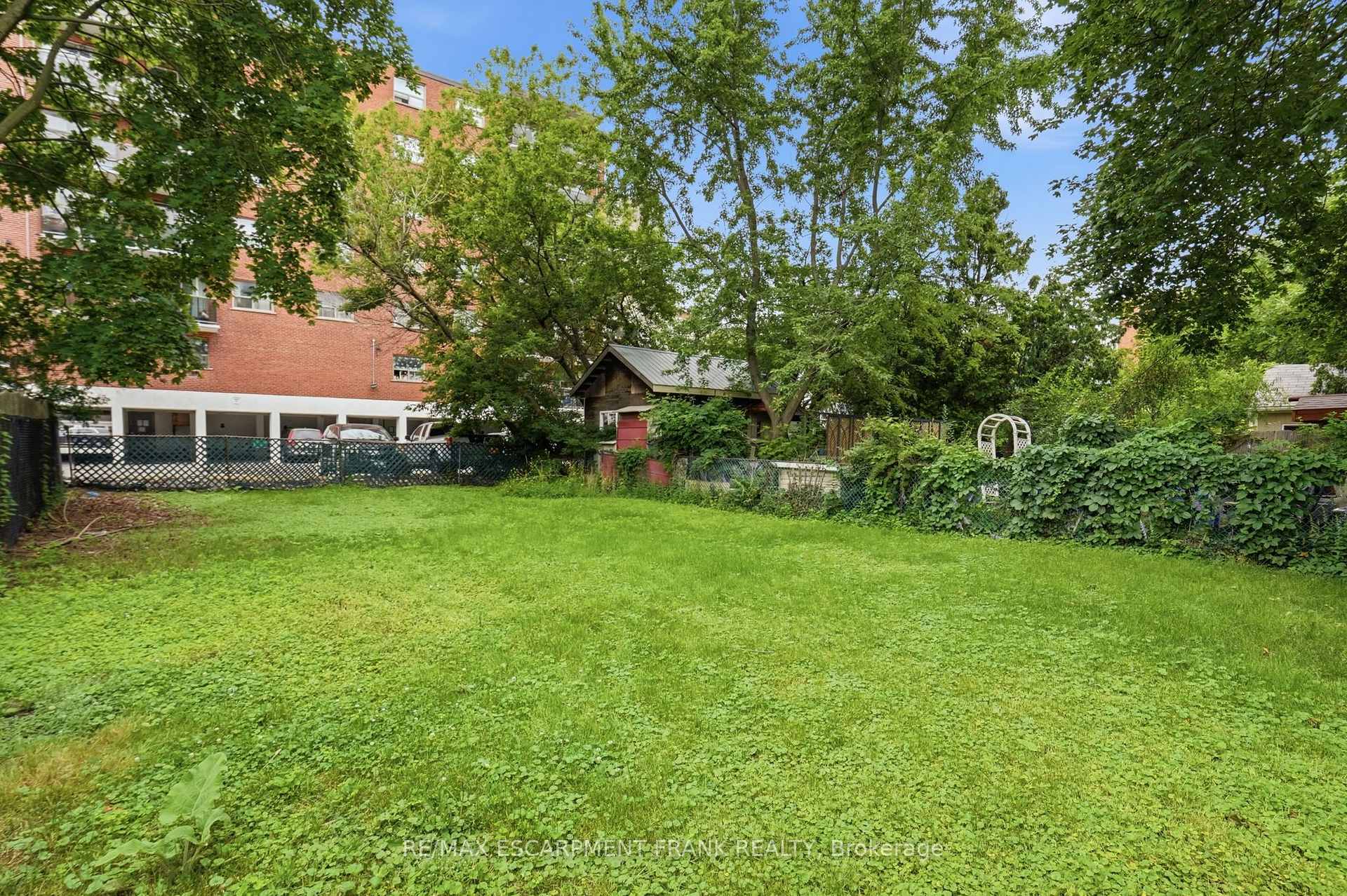 Photo 44 of 24 Cliff Avenue, Hamilton, Eastmount — HOMEH