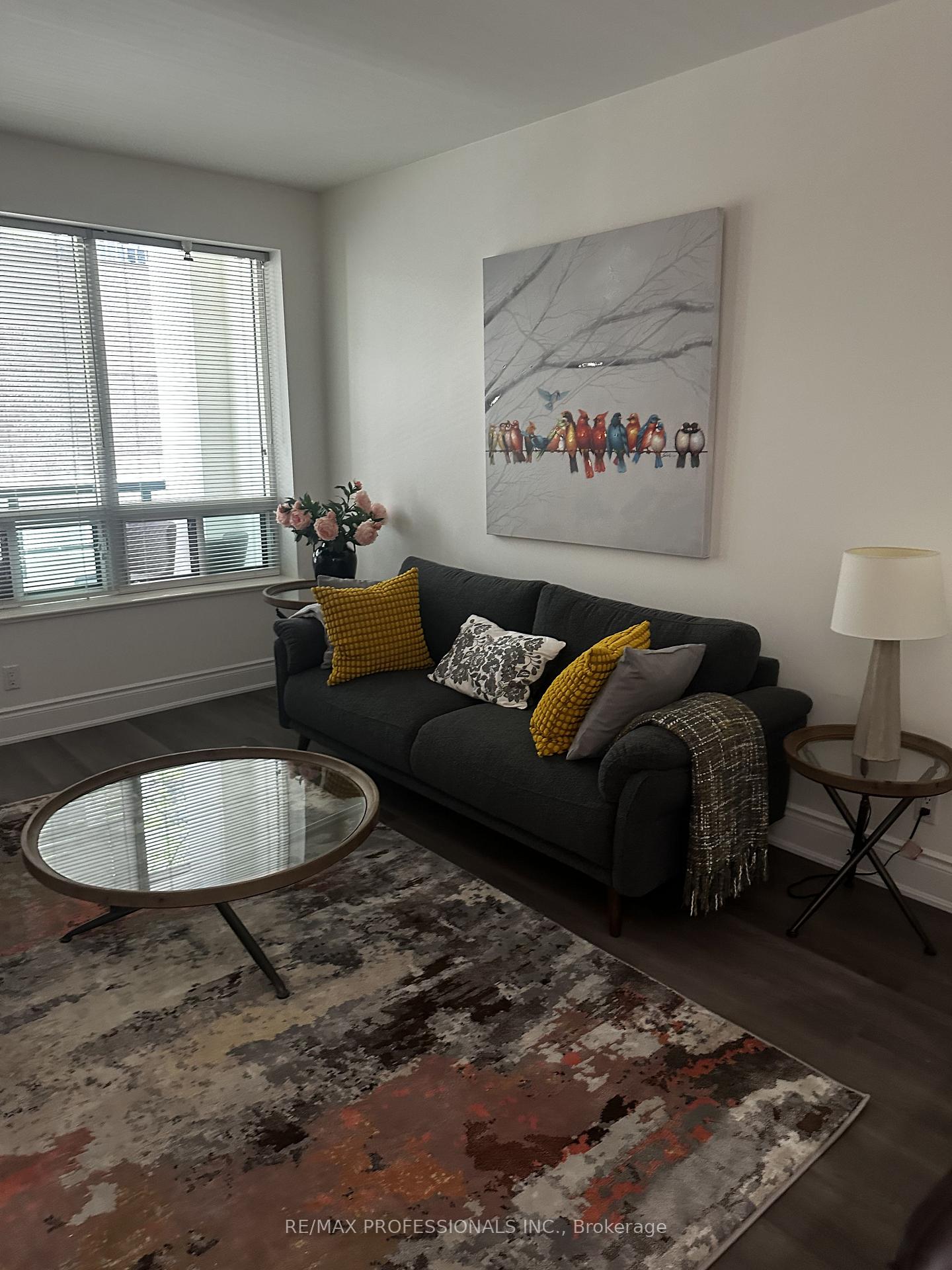 Photo 6 of Unit 305, 102 Bloor Street W, Toronto, The Annex — HOMEH