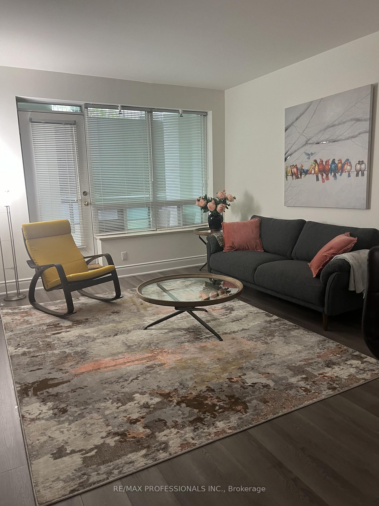 Photo 10 of Unit 305, 102 Bloor Street W, Toronto, The Annex — HOMEH