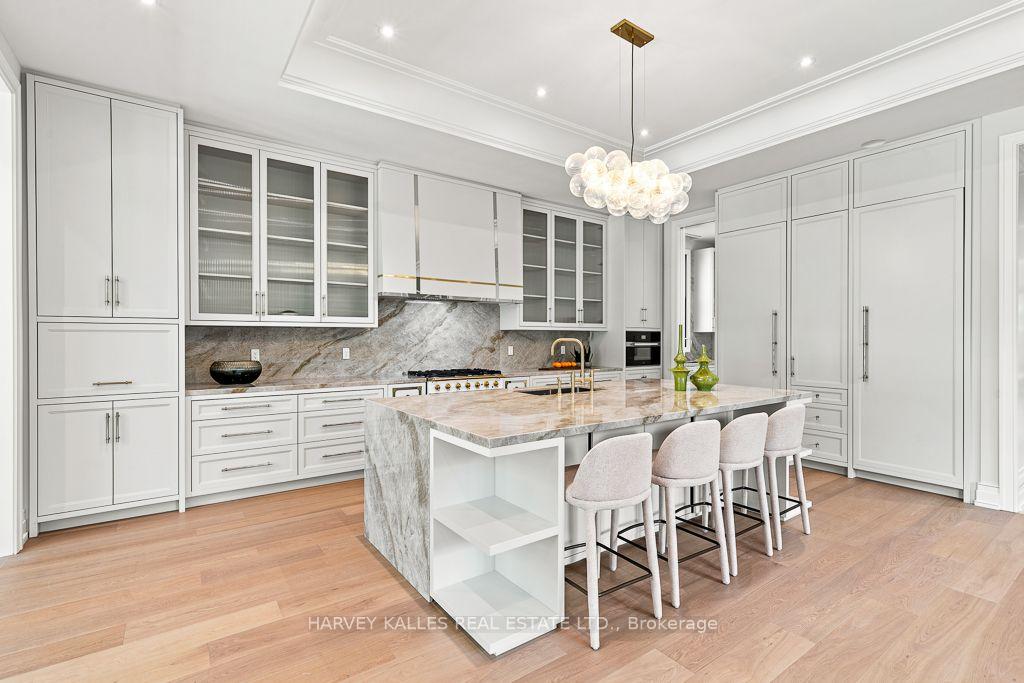 Photo 11 of 204 Forest Hill Road, Toronto, Forest Hill South — HOMEH