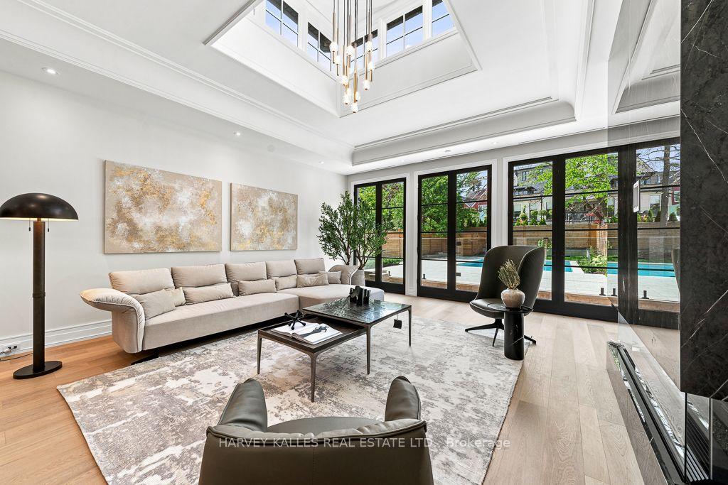 Photo 17 of 204 Forest Hill Road, Toronto, Forest Hill South — HOMEH
