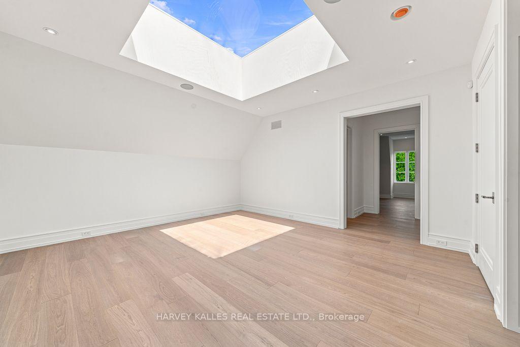 Photo 33 of 204 Forest Hill Road, Toronto, Forest Hill South — HOMEH