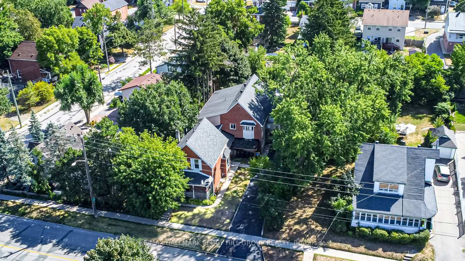 Photo 3 of 81 Innisfil Street, Barrie, Sanford — HOMEH