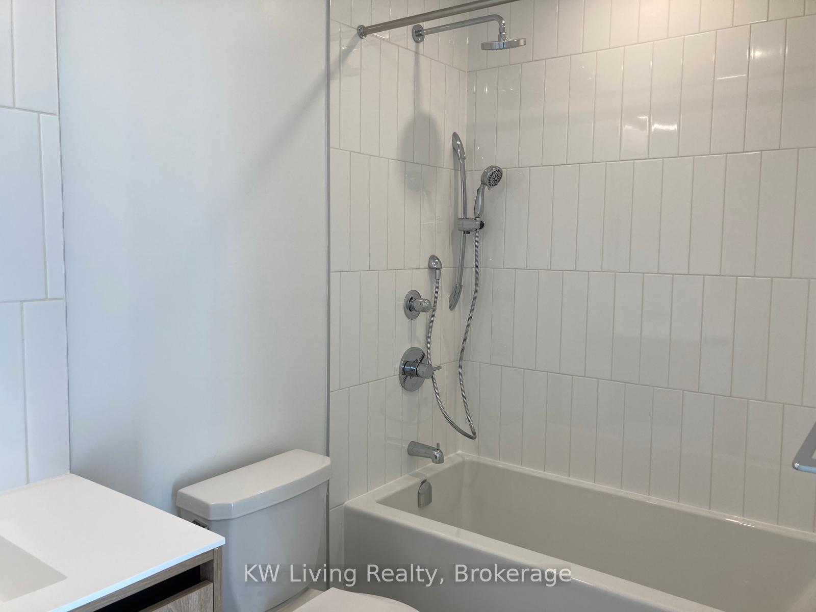 Photo 13 of Unit 611, 8 Beverley Glen Boulevard, Vaughan, Beverley Glen — HOMEH