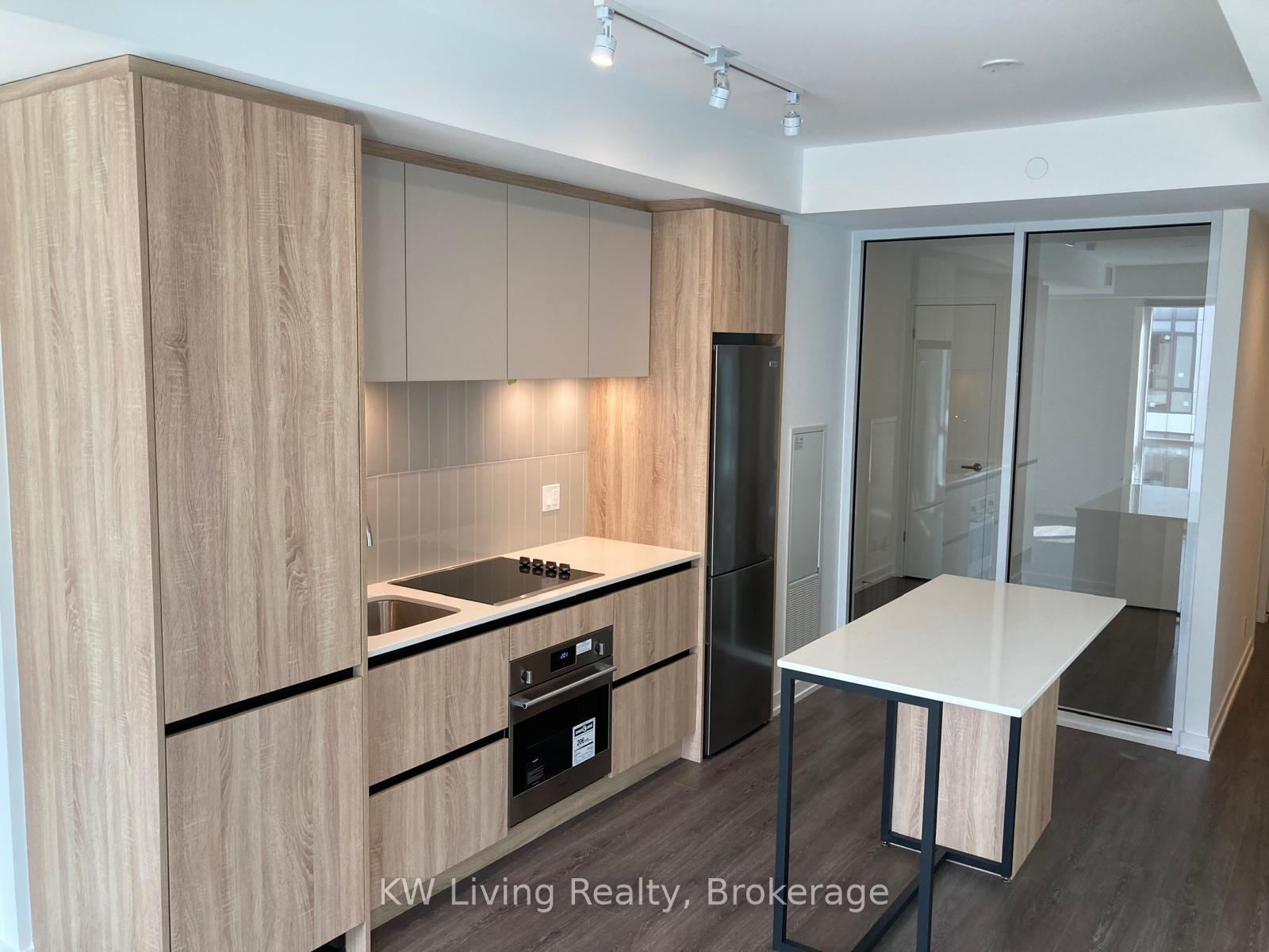 Photo 2 of Unit 611, 8 Beverley Glen Boulevard, Vaughan, Beverley Glen — HOMEH