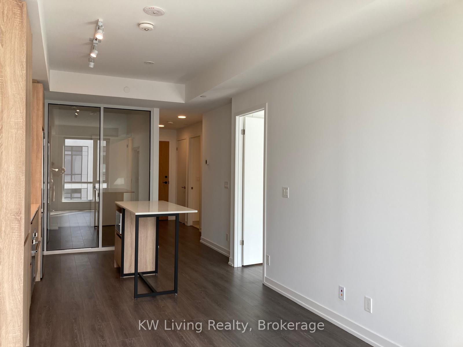 Photo 35 of Unit 611, 8 Beverley Glen Boulevard, Vaughan, Beverley Glen — HOMEH