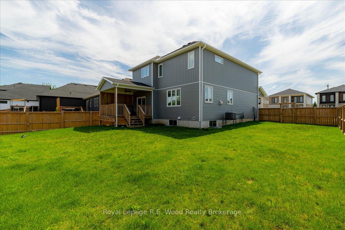 Photo 6 of 72 Trailview Drive E, Tillsonburg — HOMEH