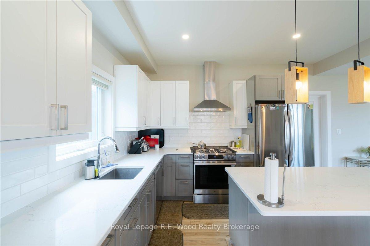 Photo 19 of 72 Trailview Drive E, Tillsonburg — HOMEH