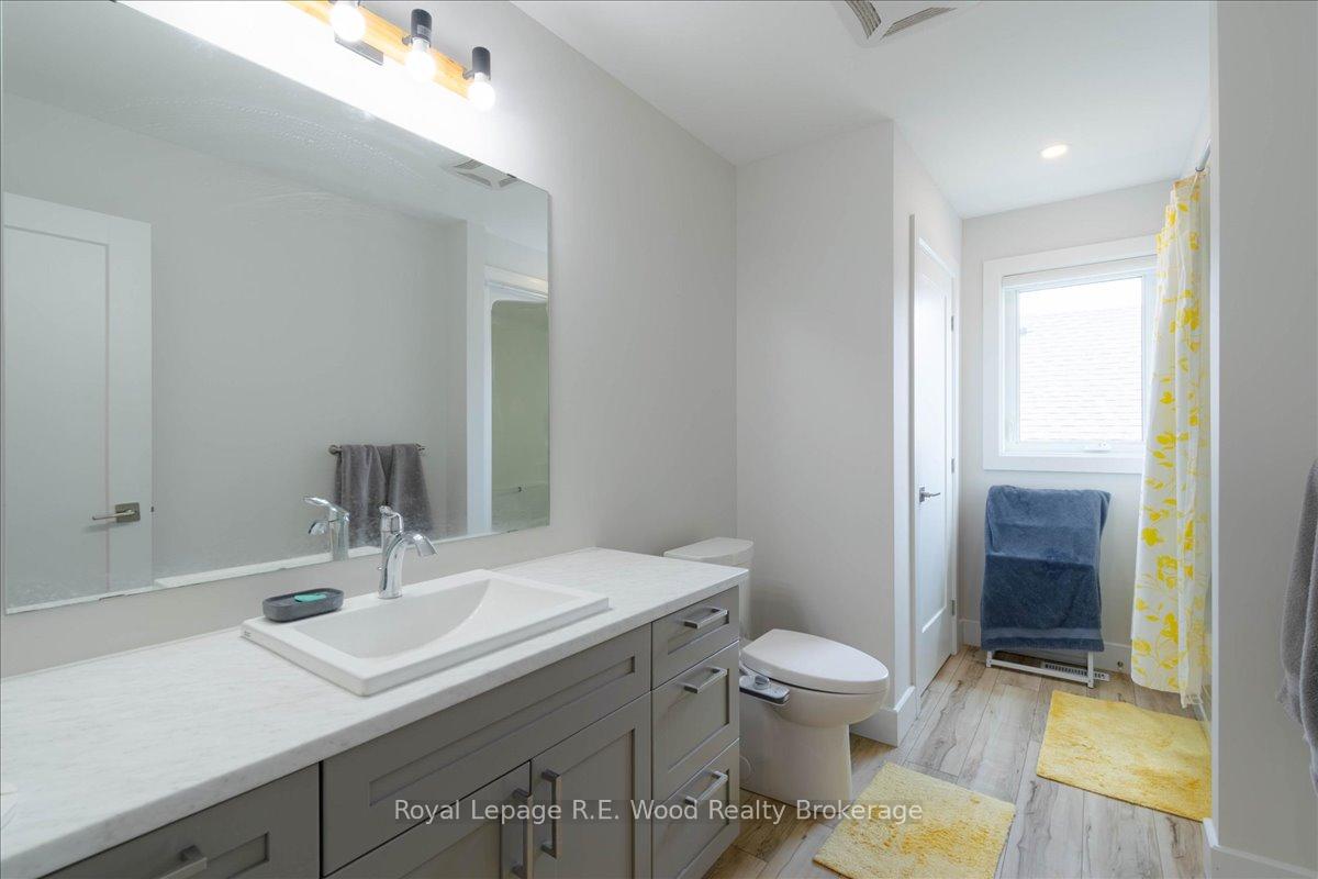 Photo 32 of 72 Trailview Drive E, Tillsonburg — HOMEH