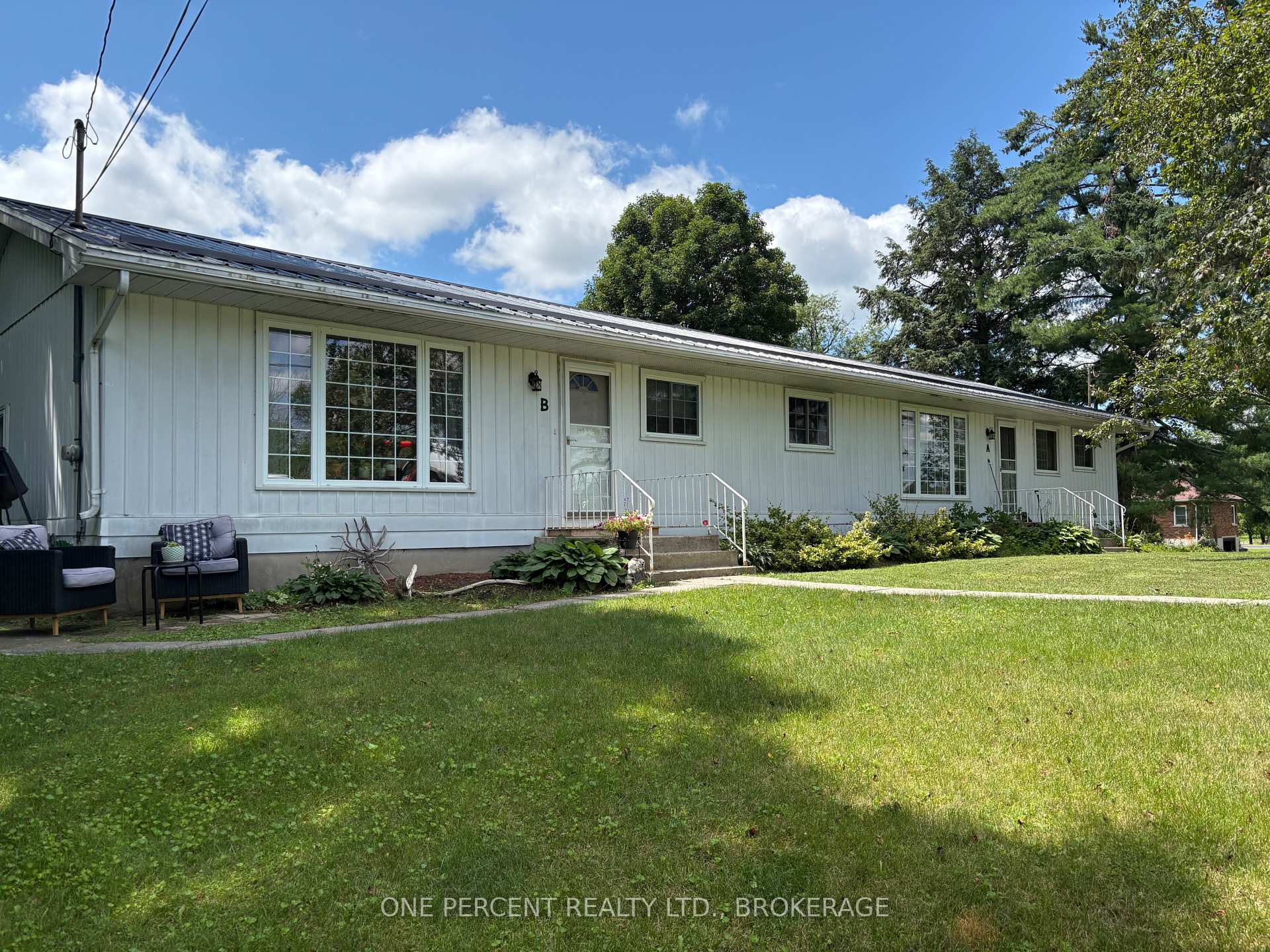 Photo 1 of 4338 Maple Drive E, Frontenac, Frontenac South — HOMEH