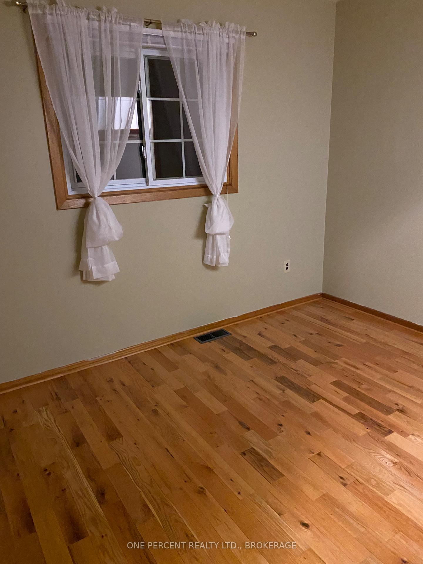 Photo 6 of 4338 Maple Drive E, Frontenac, Frontenac South — HOMEH