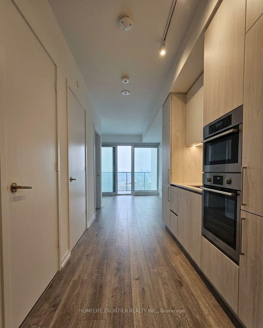 Photo 3 of Unit 1607, 7890 Jane Street, Vaughan, Vaughan Corporate Centre — HOMEH