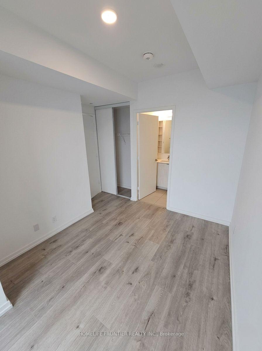 Photo 7 of Unit 1607, 7890 Jane Street, Vaughan, Vaughan Corporate Centre — HOMEH
