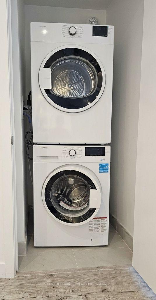 Photo 9 of Unit 1607, 7890 Jane Street, Vaughan, Vaughan Corporate Centre — HOMEH