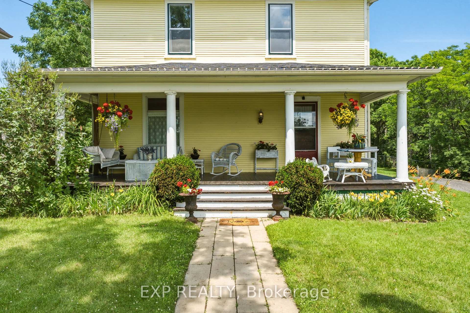 Photo 6 of 145 High Street, Georgina, Sutton & Jackson's Point — HOMEH