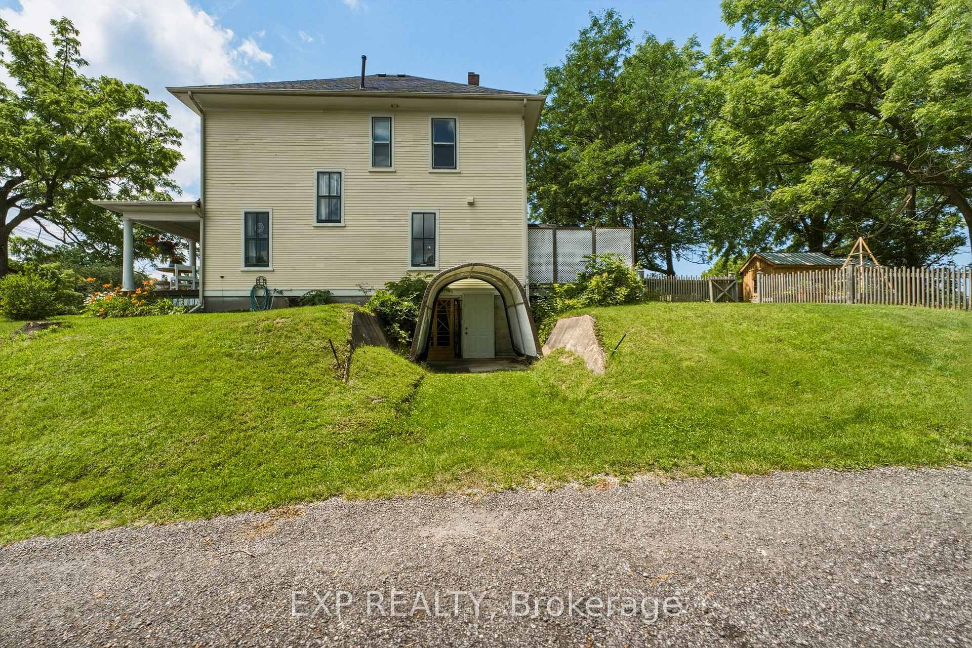 Photo 36 of 145 High Street, Georgina, Sutton & Jackson's Point — HOMEH