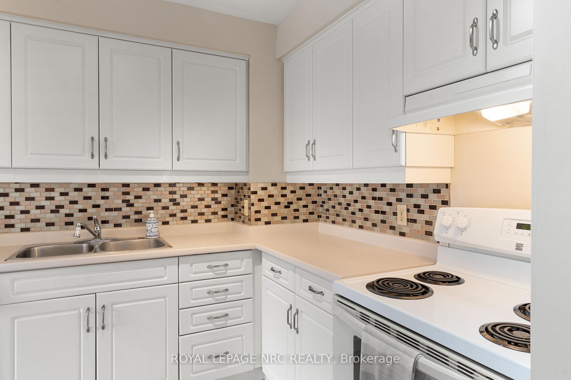 Photo 11 of Unit 81, 286 Cushman Road, St. Catharines, Carlton/Bunting — HOMEH
