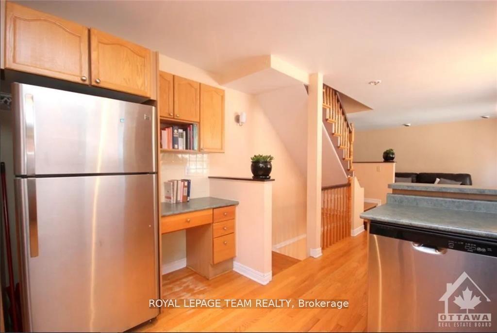 Photo 3 of 376 Lisgar Street, Ottawa, Ottawa Centre — HOMEH