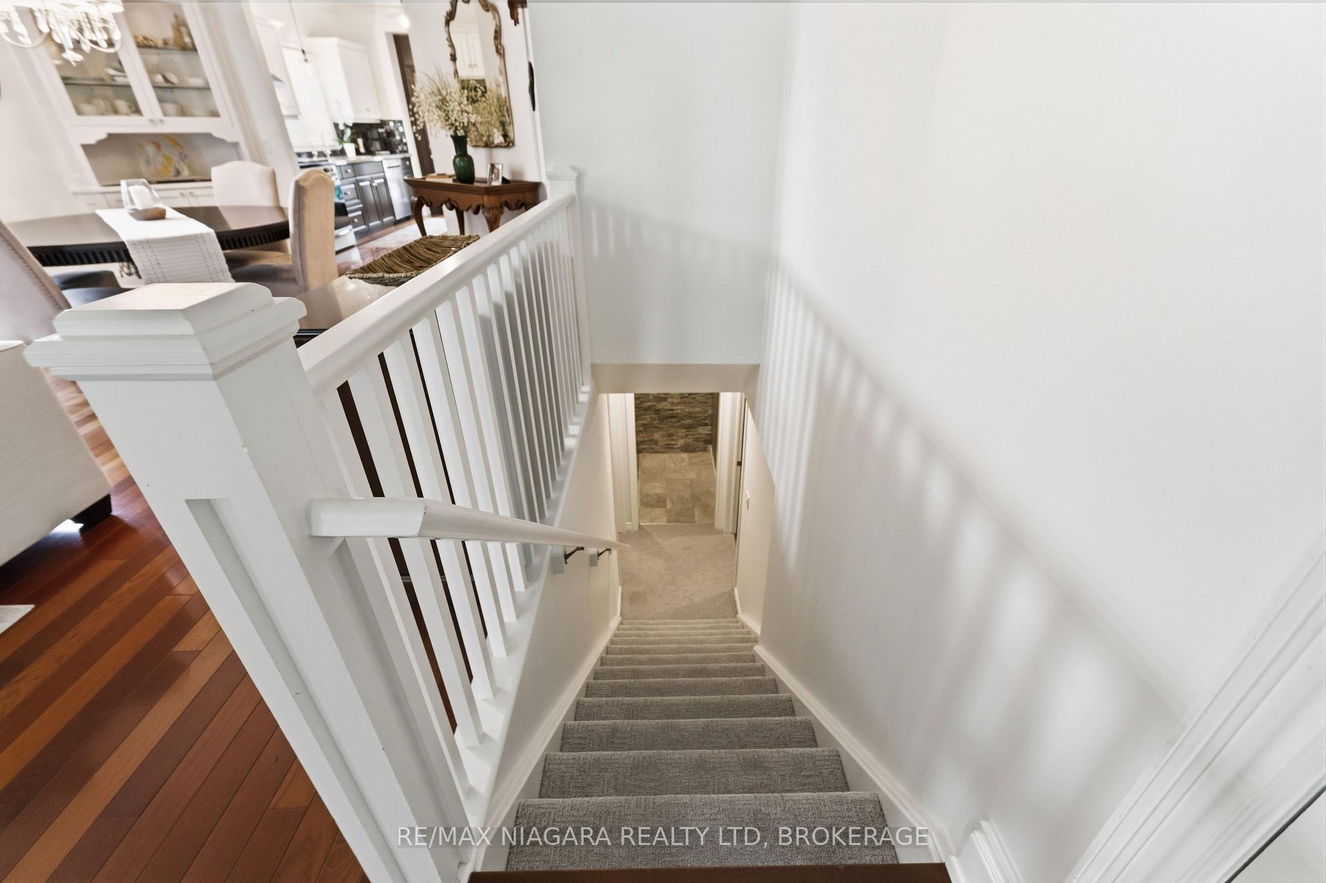 Photo 23 of 5 Graham Avenue, St. Catharines, Port Dalhousie — HOMEH