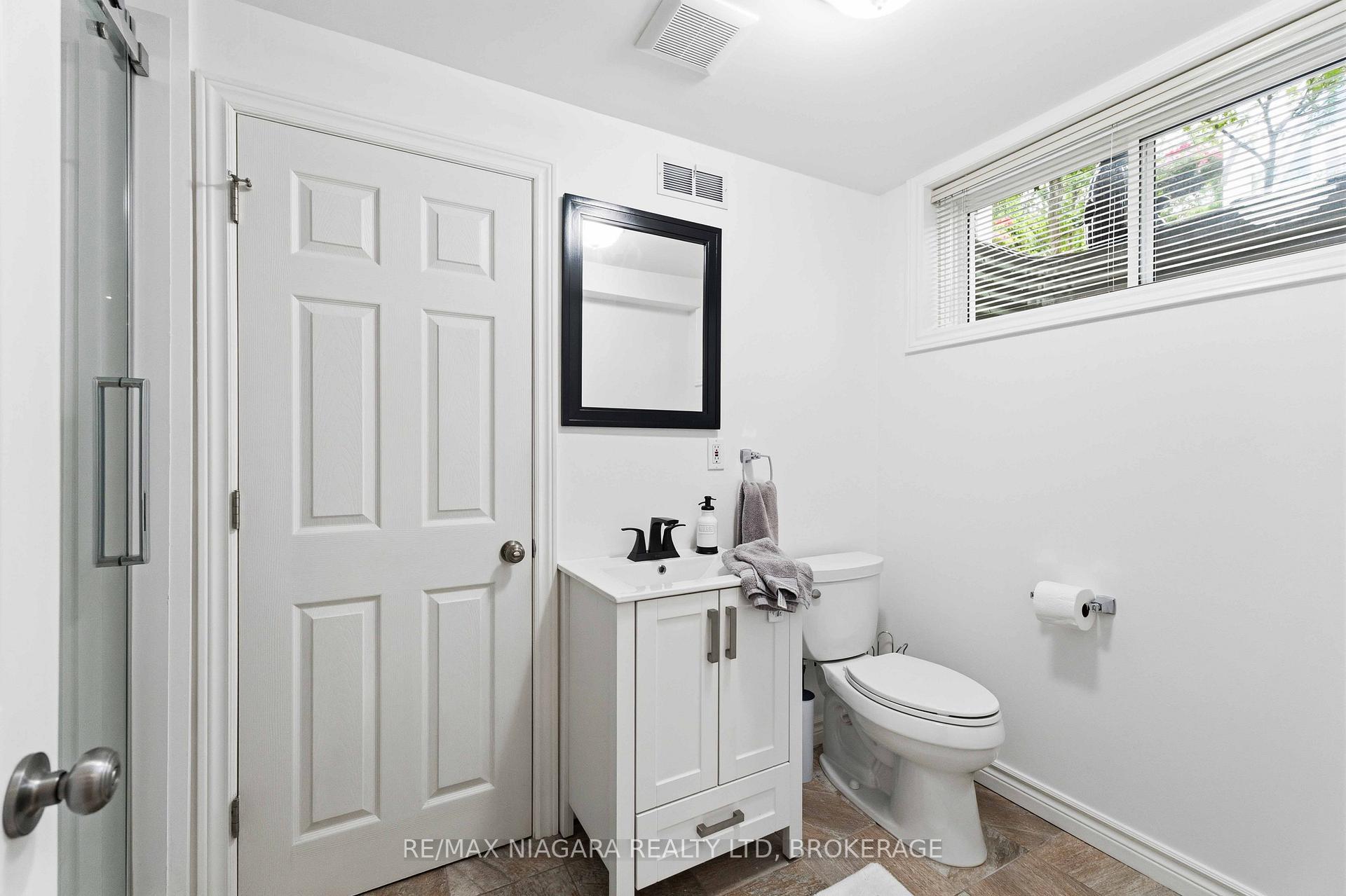 Photo 28 of 5 Graham Avenue, St. Catharines, Port Dalhousie — HOMEH