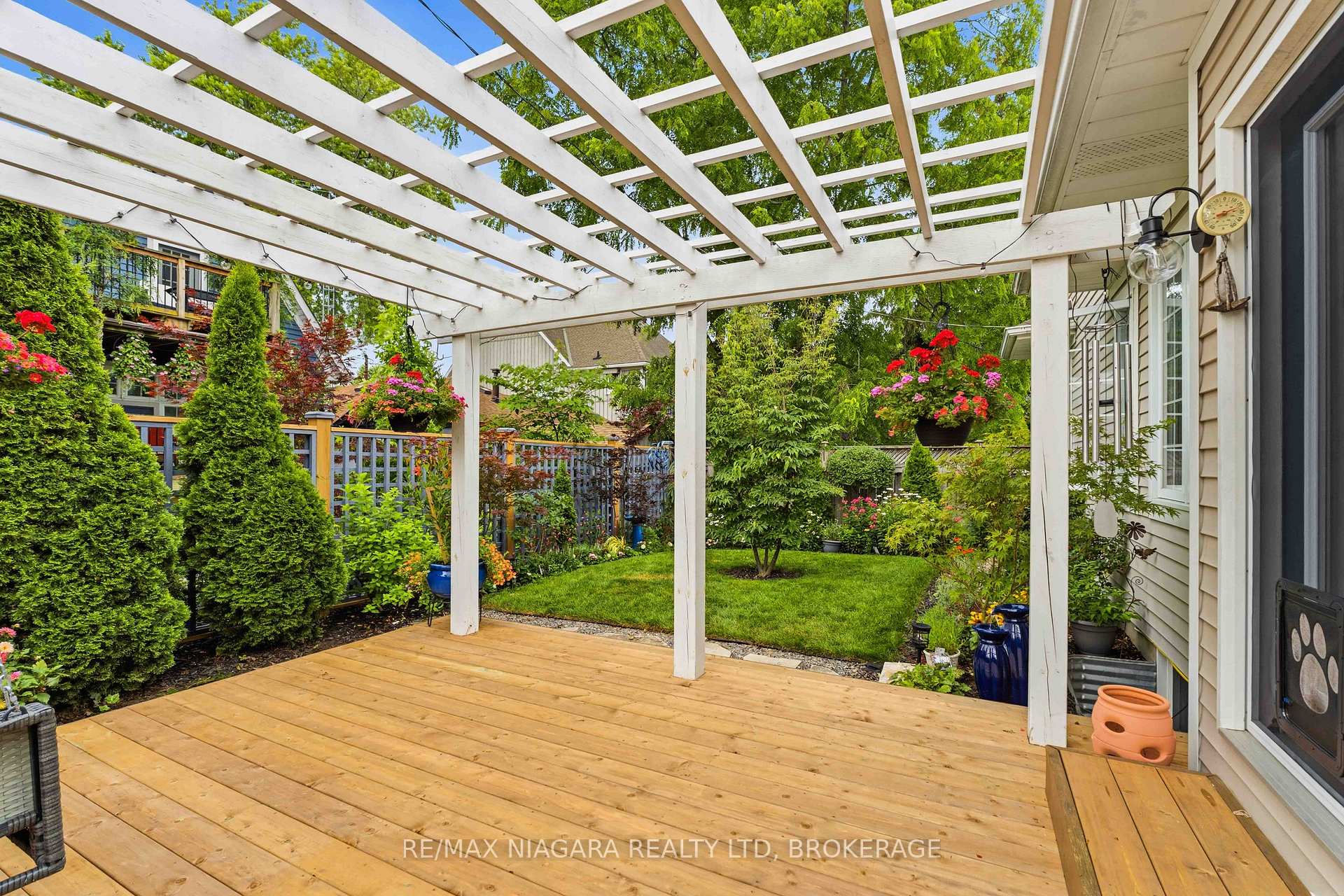 Photo 36 of 5 Graham Avenue, St. Catharines, Port Dalhousie — HOMEH