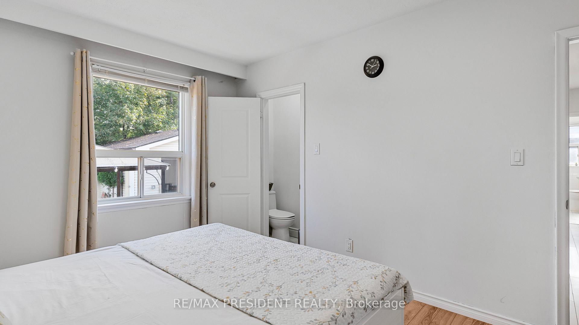 Photo 62 of 163 Prince Charles Drive, Halton Hills, Georgetown — HOMEH