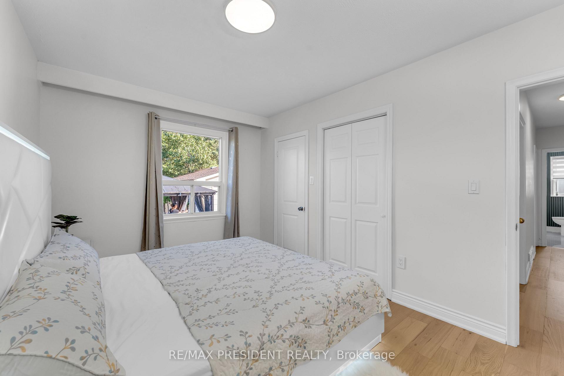 Photo 12 of 163 Prince Charles Drive, Halton Hills, Georgetown — HOMEH