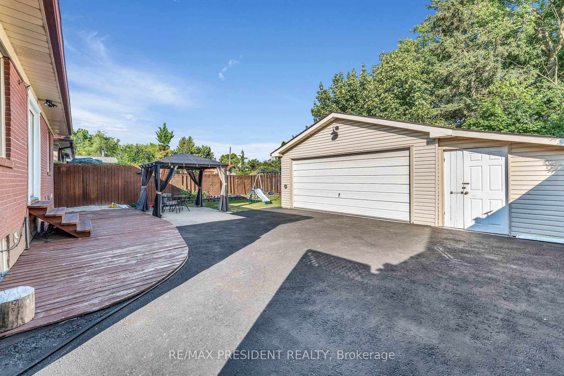 Photo 41 of 163 Prince Charles Drive, Halton Hills, Georgetown — HOMEH