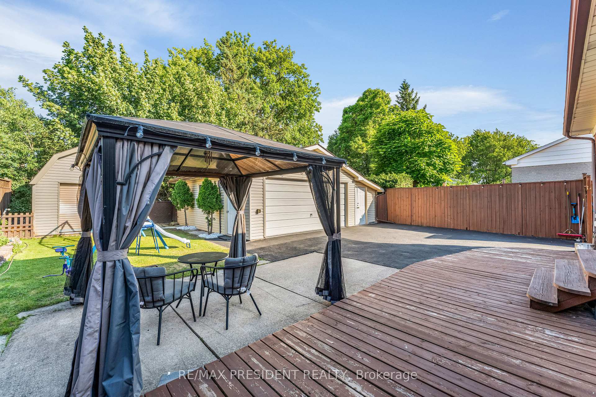 Photo 42 of 163 Prince Charles Drive, Halton Hills, Georgetown — HOMEH