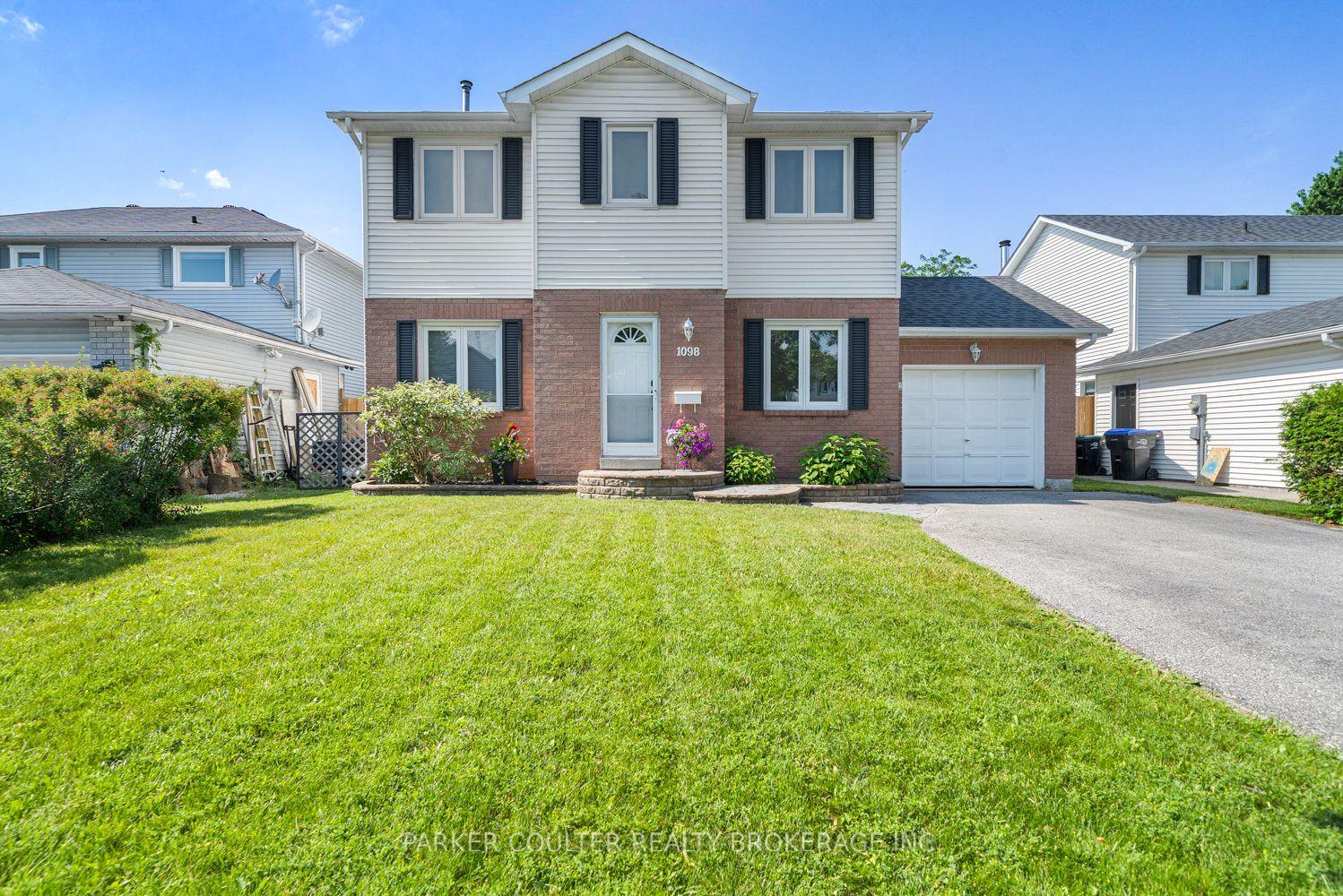 Photo 1 of 1098 Maclean Street, Innisfil, Alcona — HOMEH