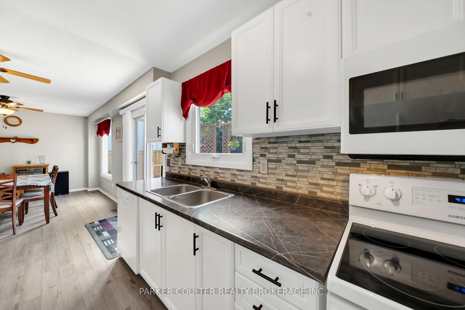 Photo 15 of 1098 Maclean Street, Innisfil, Alcona — HOMEH