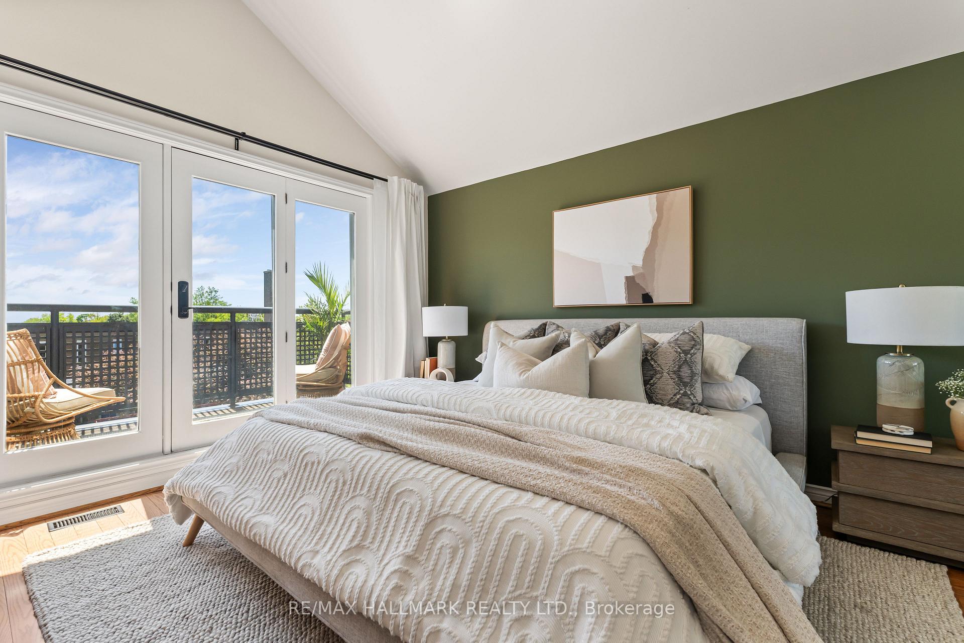 Photo 16 of Unit 305, 1941 Queen Street E, Toronto, The Beaches — HOMEH
