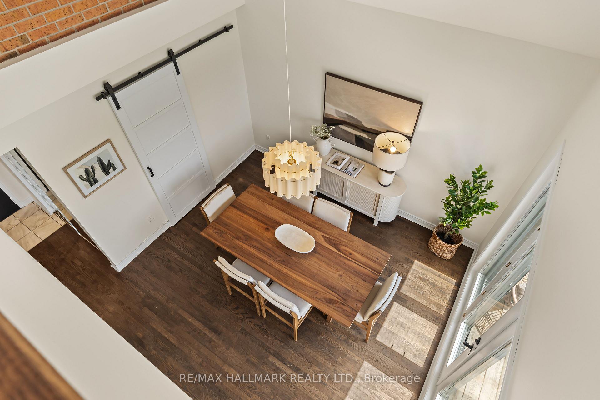 Photo 21 of Unit 305, 1941 Queen Street E, Toronto, The Beaches — HOMEH