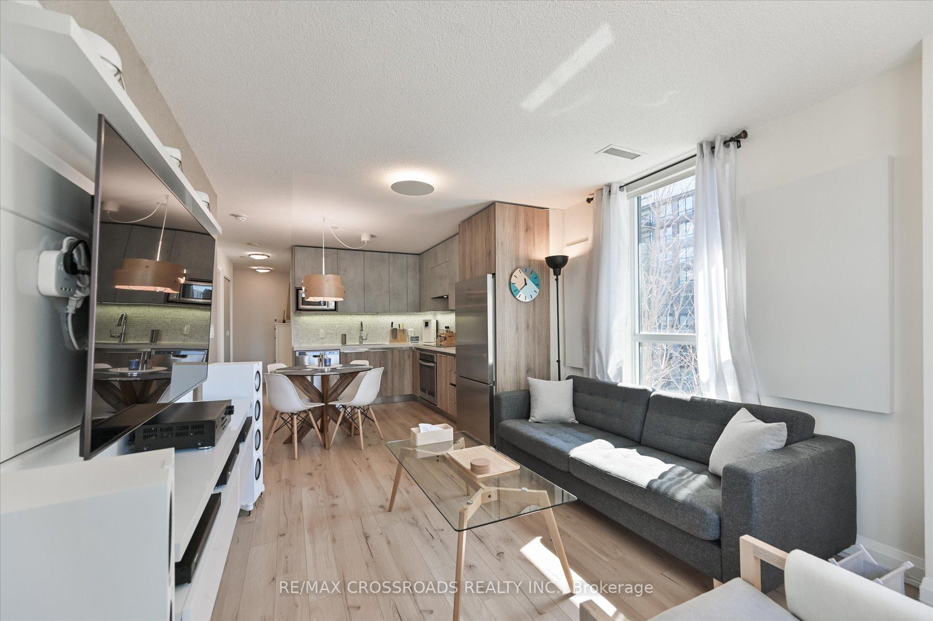 Photo 19 of Unit 308, 25 Water Walk Drive, Markham, Unionville — HOMEH